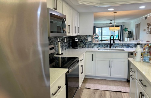 Sanibel Condo | Beautiful Pointe Santo. Pool and Spa are now OPEN. Welcome back to Sanibel.