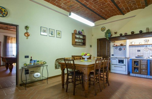 Capraia e Limite Villa | Beautiful private villa for 8 guests with private pool, WIFI, TV, patio, panoramic view and park.