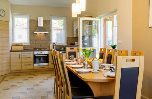Balatonboglar House | Beautiful private villa for 12 people with WIFI, A/C, TV, patio, pets allowed and parking