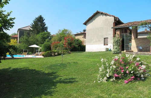 Alfiano Natta House | Beautiful private villa for 4 guests with pool, WIFI, TV, terrace, pets allowed and parking