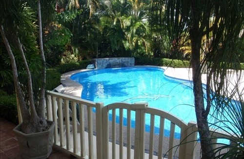 Langostino House | Beautiful Private Beachfront Home. Surf, Practice Golf Course