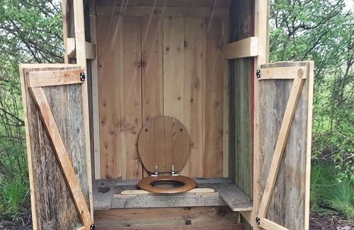 Maxwell RV Rental | Beautiful private meadow