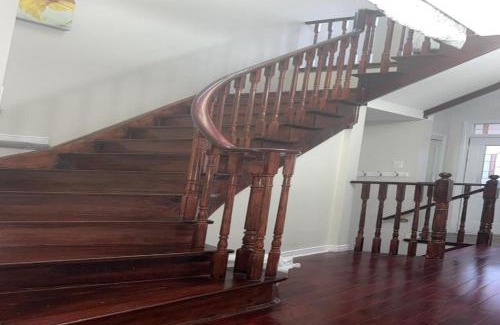 Brampton House | Beautiful private Room near Toronto pearson Airport