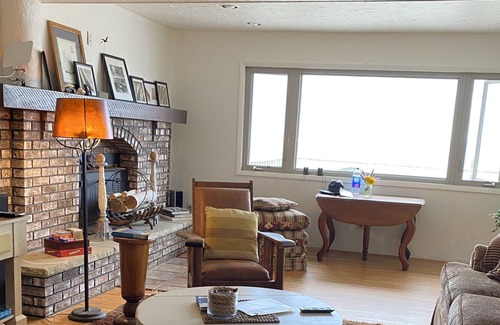 Sea Breeze House | Beautiful Private Sandy beach front located at beautiful Lake Ontario