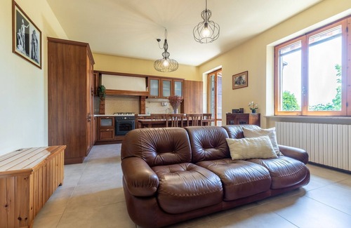 Urbisaglia House | Beautiful private villa for 7 guests with private pool, WIFI, TV, patio, panoramic view and park.