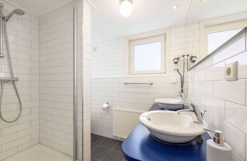 Bispingen House | Beautiful private villa for 4 people with pool, WIFI, TV, terrace and parking