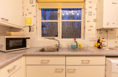 South Galson Villa | Beautiful private villa for 4 guests with WIFI, TV and parking