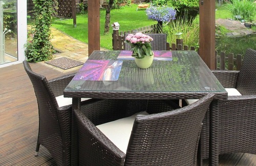 Wandlitz House | Beautiful private villa for 2 guests with TV, patio and parking