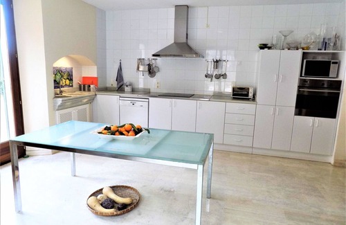 Esporles Villa | Beautiful private villa with A/C, WIFI, private pool, TV, patio, panoramic view and parking
