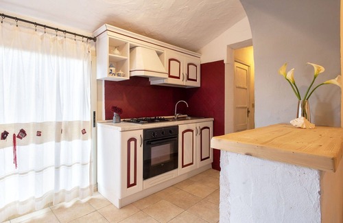 Aglientu House | Beautiful private villa for 6 guests with WIFI, TV, patio, pets allowed and parking