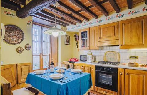 Santa Lucia House | Beautiful private villa for 4 people with WIFI, A/C, TV and balcony