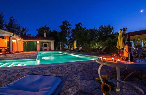 Stanisovi Villa | Beautiful private villa for 8 guests with A/C, pool, WIFI, TV, terrace and parking