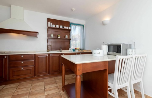 Ugljan House | Beautiful private villa for 8 guests with private pool, A/C, WIFI, TV and patio