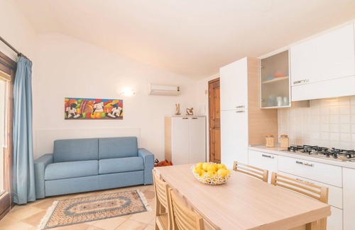 Badesi House | Beautiful private villa for 4 people with A/C, pool, TV, terrace, pets allowed and parking