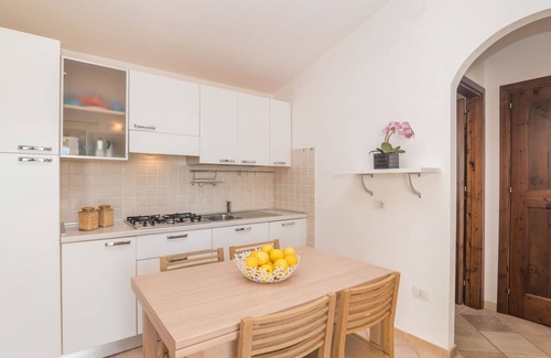 Badesi House | Beautiful private villa for 4 people with A/C, pool, TV, terrace, pets allowed and parking