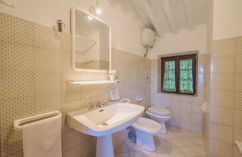 Gello House | Beautiful private villa for 5 people with TV, pets allowed and parking