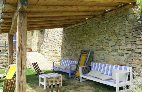 Cortemilia Villa | Beautiful private villa for 4 guests with internet, pool, patio, pets allowed and parking