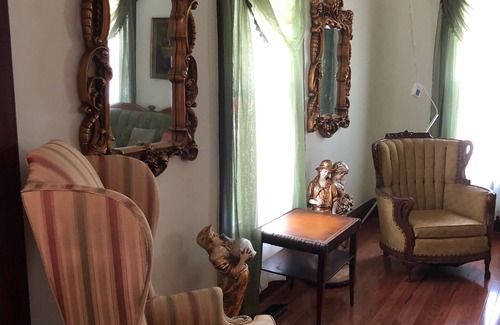 Camden House | Beautiful Queen Anne in Camden!
