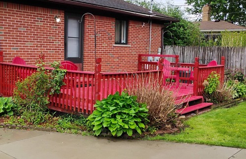 Eastpointe House | Beautiful Ranch in South Eastern Michigan!