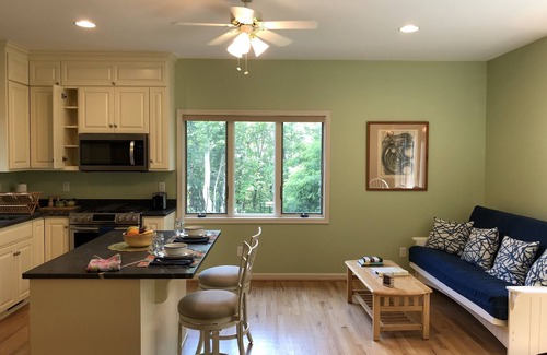 Afton Cottage | Beautiful, Remodeled Cottage in the Heart of Afton