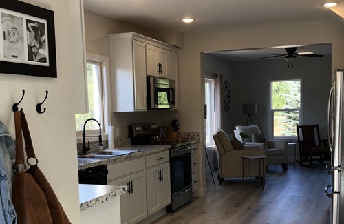 Menahga House | BEAUTIFUL Renovated Farmhouse!!