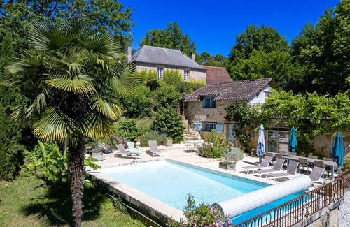Auriac-du-Perigord House | Beautiful residence, heart of Périgord Noir and tourist sites, heated pool
