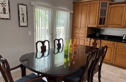 Longwood Ski Chalet | Beautiful Resort like Chalet - North Of Orlando In Longwood, Florida