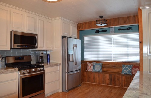 Lockeford House | Beautiful riverfront, family friendly home minutes from Lodi - no pets/smoking