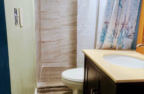 Homestead Bed & Breakfast | Beautiful Room, with bathroom