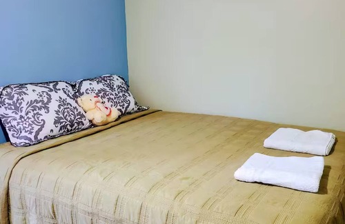 Homestead Bed & Breakfast | Beautiful Room, with bathroom