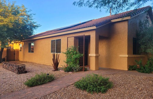 Corona de Tucson House | Beautiful Rustic 2 BDR Home in SE Tucson/Corona De Tucson
