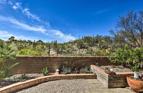 Foothills Ridge House | Beautiful Saguaro Vista with Mountain Views!