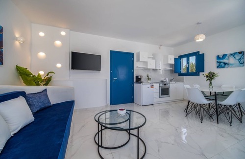 Karterados Villa | Beautiful Santorini Villa | 2 Bedrooms | Villa Journey | Private Pool & Magical.