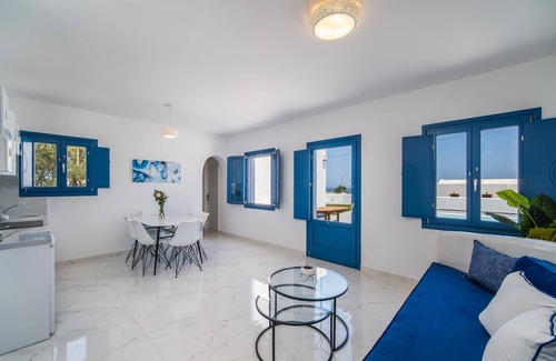 Karterados Villa | Beautiful Santorini Villa | 2 Bedrooms | Villa Journey | Private Pool & Magical.