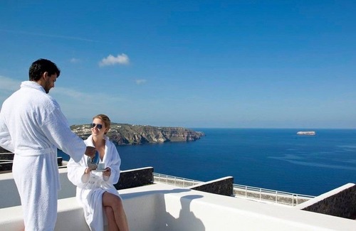 Megalochori Villa | Beautiful Santorini Villa | 2 Bedroom Villa | Panoramic Caldera Sea Views &.