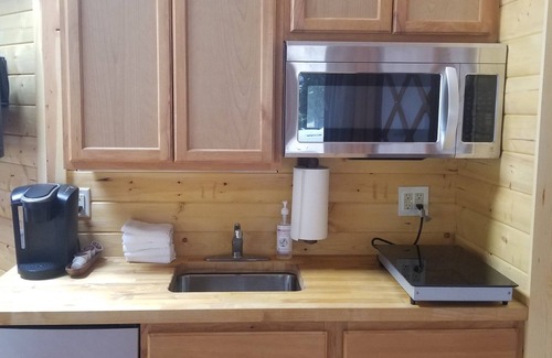 Gardiner House | Beautiful, scenic yurt in quiet privacy near Yellowstone National Park.