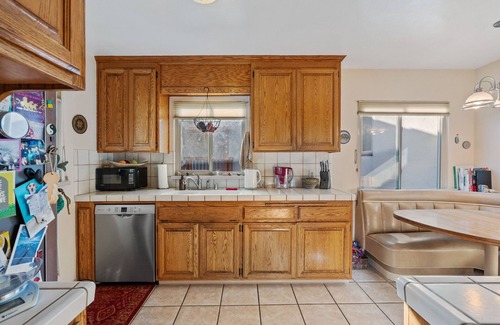 East Richmond House | Beautiful SF Bay Furnished Home near All