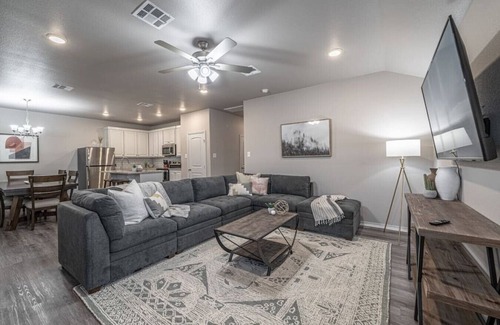 Shallowater House | Beautiful Shallowater B - 3BR/2BA - New House