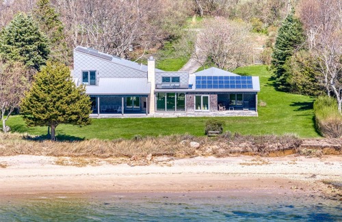 Shorewood House | Beautiful Shelter Island/Hamptons Beach House Monthly Rental