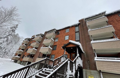 Mendon Condo | Beautiful ski condo, close to multiple ski mtns