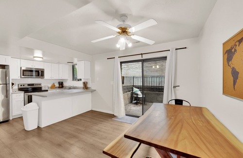 Canyon Rim House | Beautiful SLC Secluded Townhome - perfect location for work or play