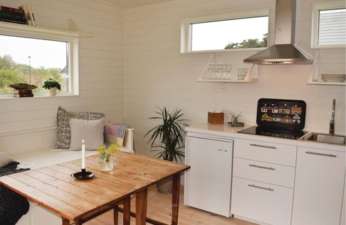 Torekov Apartment | Beautiful small cottage with walking distance to the sea bath in Torekov.