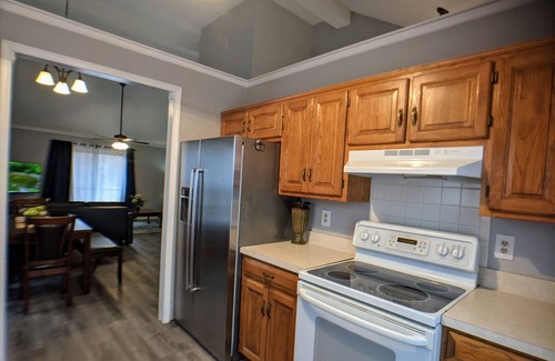 Overland Park House | Beautiful | spacious | clean house for families #1