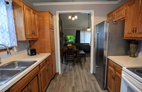 Overland Park House | Beautiful | spacious | clean house for families #1