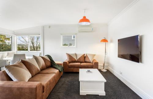 Mount Eden House | Beautiful Spacious 3BR