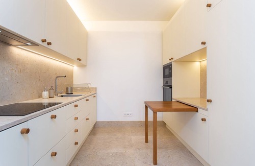 Sao Joao de Deus Apartment | Beautiful Spacious Flat in the Heart of Lisbon