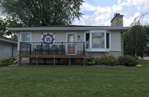 Lake City House | Beautiful spacious house with spectacular views of Lake Pepin
