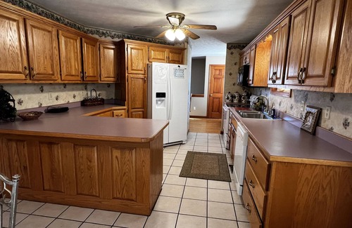 Monticello House | Beautiful, Spacious Home in Wooded Resort Area