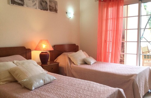 Carvoeiro Villa | Beautiful spacious villa with private pool, AC and walking distance to the town