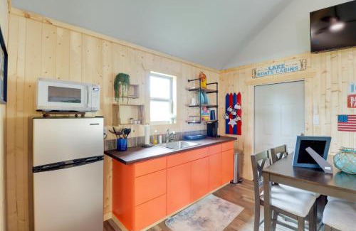 Higden Apartment | Beautiful Studio Cabin Near Greers Ferry Lake!